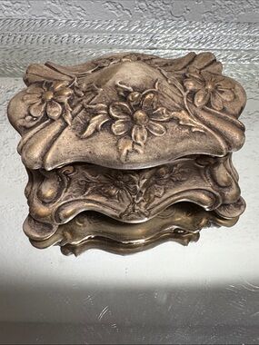 Vintage Gold Tone Art Nouveau Ceramic Jewelry Casket